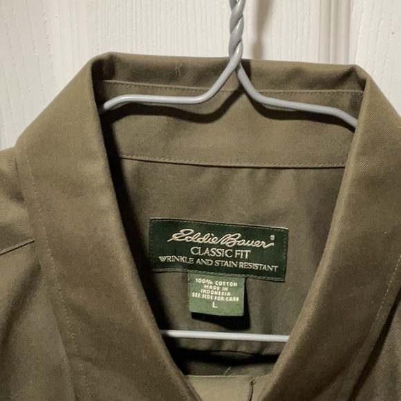 Eddie Bauer dark green button down shirt L NWOT - Picture 6 of 10